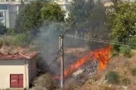 Manavgat'ta elektrik trafosu yangına neden oldu