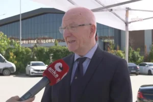 İbrahim Kaboğlu’ndan İBB Davası açıklaması: Duruşmalar gecenin 12’sine kadar uzuyorsa, bu işkencedir