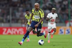 Fenerbahçe, Sturm Graz karşısında ilk yarıyı 2-0 tamamladı