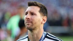 Messi ölen babasına veda mesajında, futbola devam edemeyebileceğini yazdı