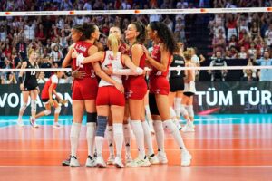 A Milli Kadın Voleybol Takımı, 4'te 4 yaptı