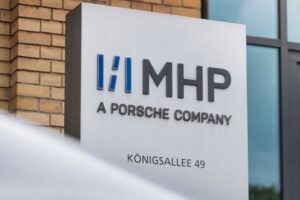 Alman otomotiv devi Porsche'den satış kararı: Danışmanlık şirketi MHP el değiştiriyor
