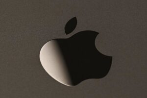 Apple yeni üretim merkezini açtı