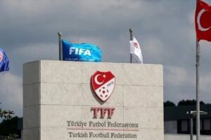 Avrupa mesaisi öncesi üç büyükten TFF'ye erteleme talebi