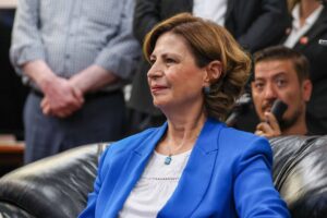 Ayşe Ünlüce, CHP'den istifa etti: YENİ Parti'ye katıldığını açıkladı