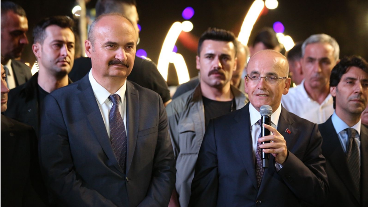 Bakan Mehmet Şimşek memleketi Batman’a gitti: “Hizmet fırtınası var!”