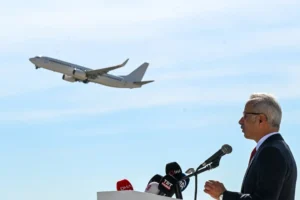Bakan Uraloğlu açıkladı: Turizmin başkentine sembol kule! Antalya’nın yeni simgesi olacak