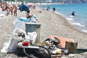 Bayraklar mavi, deniz gri: Antalya’da deniz kirliliği krize dönüştü