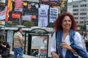 Bilgesu Erenus yaşamını yitirdi: O hep ezilenlerin sesi oldu