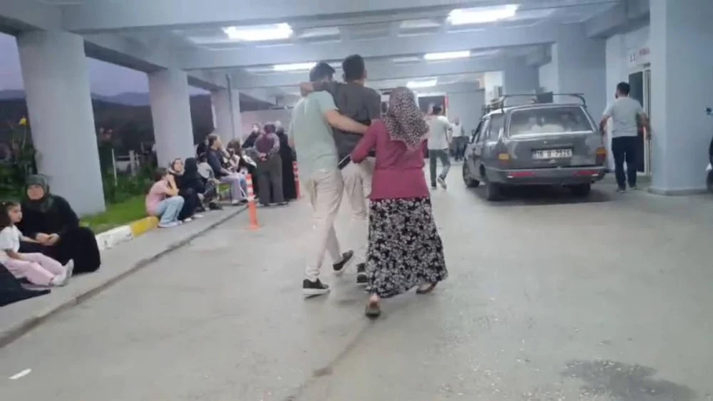 Bursa'da düğün yemeğinden 84 kişi zehirlendi