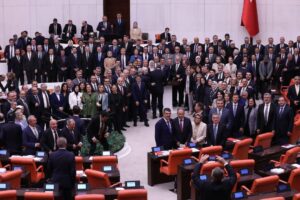"Çerçeve Yasa"ya 16 barodan destek