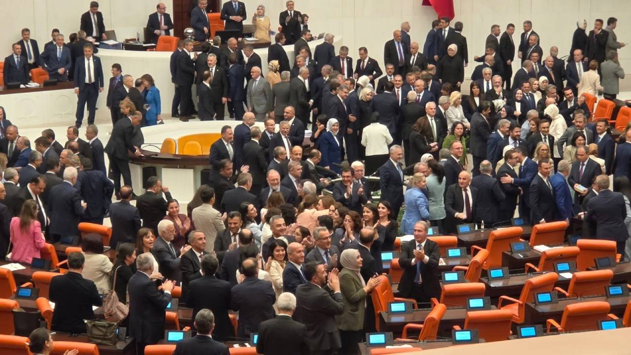 Çerçeve Yasa'ya hangi milletvekili ne oy verdi: Partilere göre oy dağılımı