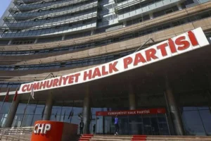 CHP 38. Olağan Kurultay davası: CHP üyeleri Özel, Özkanat ve Karaslan temyiz başvurularını geri çekti