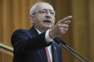 CHP'li Demir'den Kurultay mesajı: Tabii ki genel başkanımızın aday olmasını isterim
