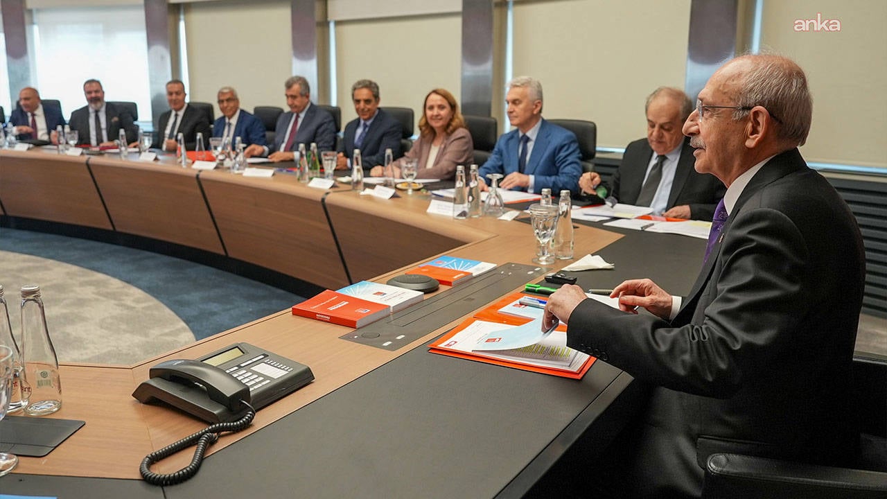 CHP MYK Kılıçdaroğlu başkanlığında toplandı