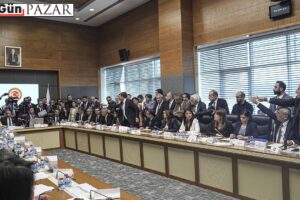 Çözüm sürecinde kritik aşama: Demokrasi olmadan