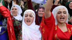 Beklentiler, tereddütler ve eleştiriler: 'Çerçeve yasa' Diyarbakır'da nasıl karşılandı?