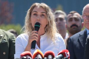 Dilek İmamoğlu, Silivri'den seslendi: Tutuksuz yargılama esas olmalıdır