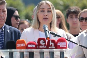 Dilek Kaya İmamoğlu'ndan Silivri'de tepki: "İftira at, beraat et anlayışıyla süreç yürütülüyor"