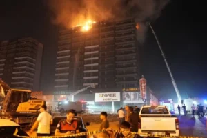 Diyarbakır Büyükşehir’den plaza yangını raporu