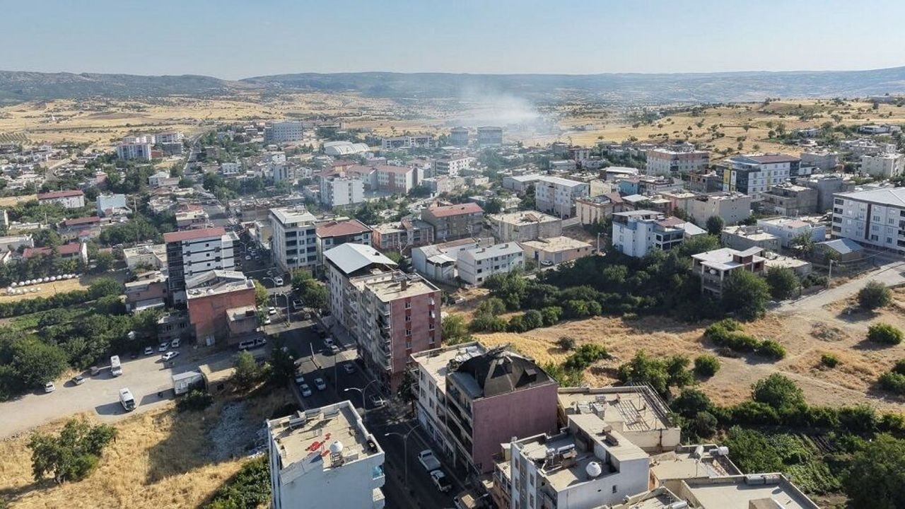 Diyarbakır’ın ilçesi çöp dumanı altında: Belediyeye tepki!