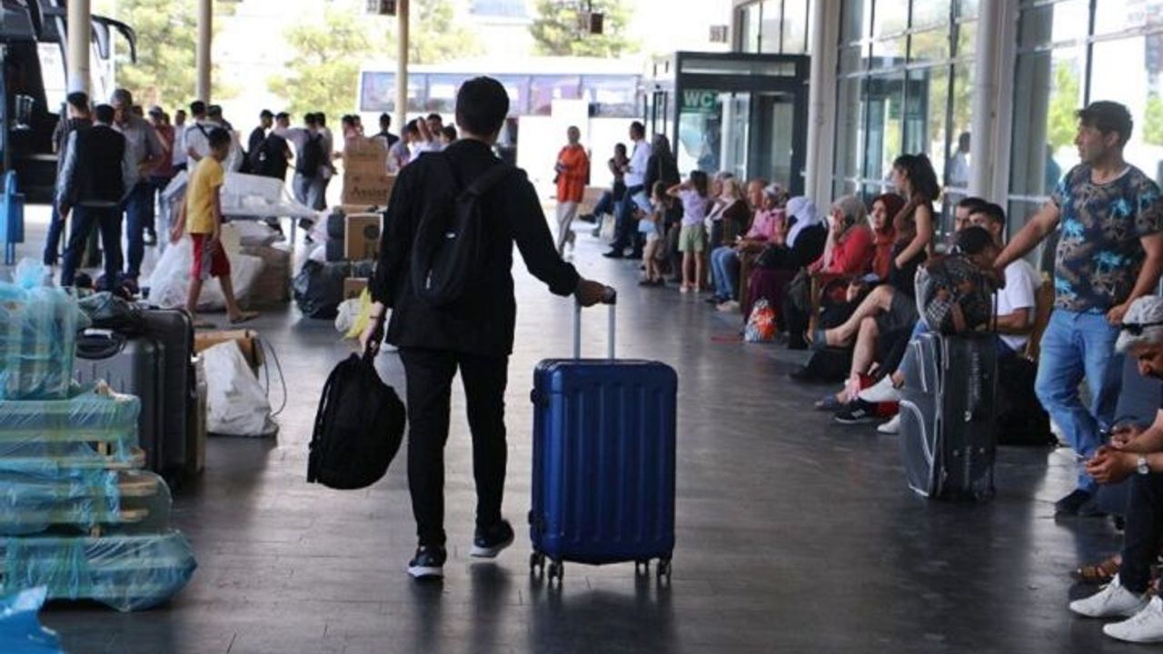 Diyarbakır Otogarı’nda mescidin kapalı olması tepki çekti!
