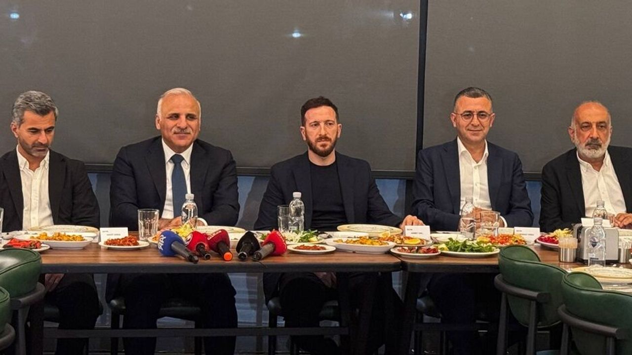 Amedspor Başkanı Eren: "Gelen herkesi çiçeklerle karşılayacağız"