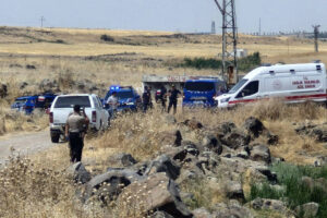 Diyarbakır’da arazide kadın cesedi bulundu: 2 kişi gözaltında