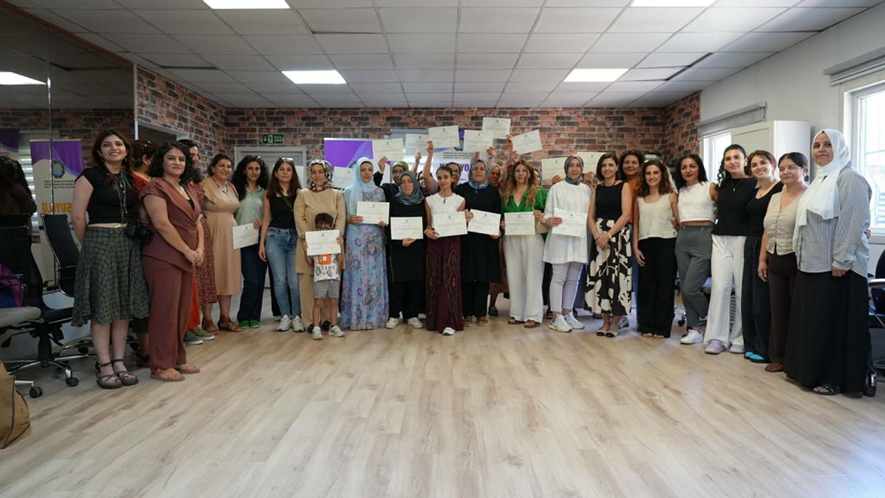 Diyarbakır'da kadınlar kombi ve klima eğitimi aldı: Teknik sahada ben de varım dedi!