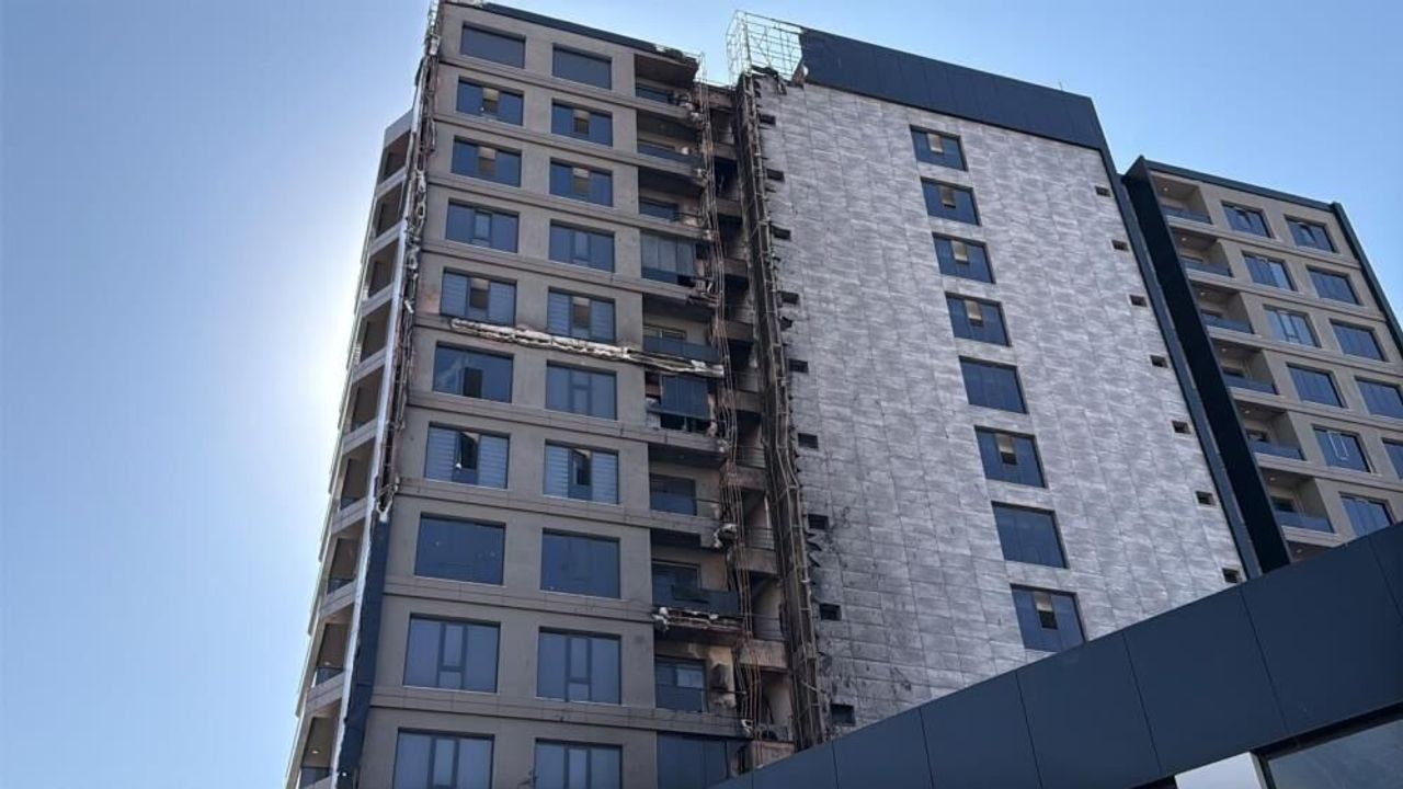 Diyarbakır'da plaza yangını: Hasarın boyutu ortaya çıktı!
