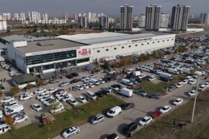 Diyarbakır’daki geçici satış fuarları tepki çekti!
