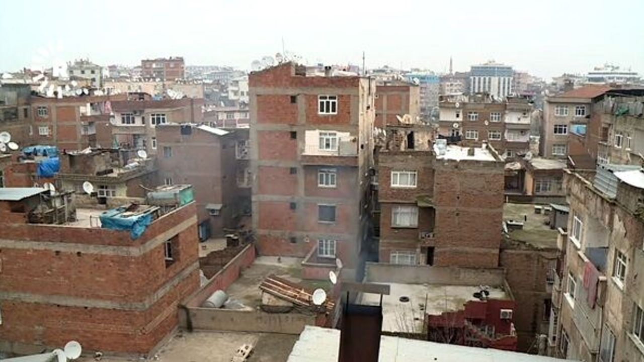 Diyarbakır’daki mahalleli “ilgisizlik” yüzünden veryansın etti!