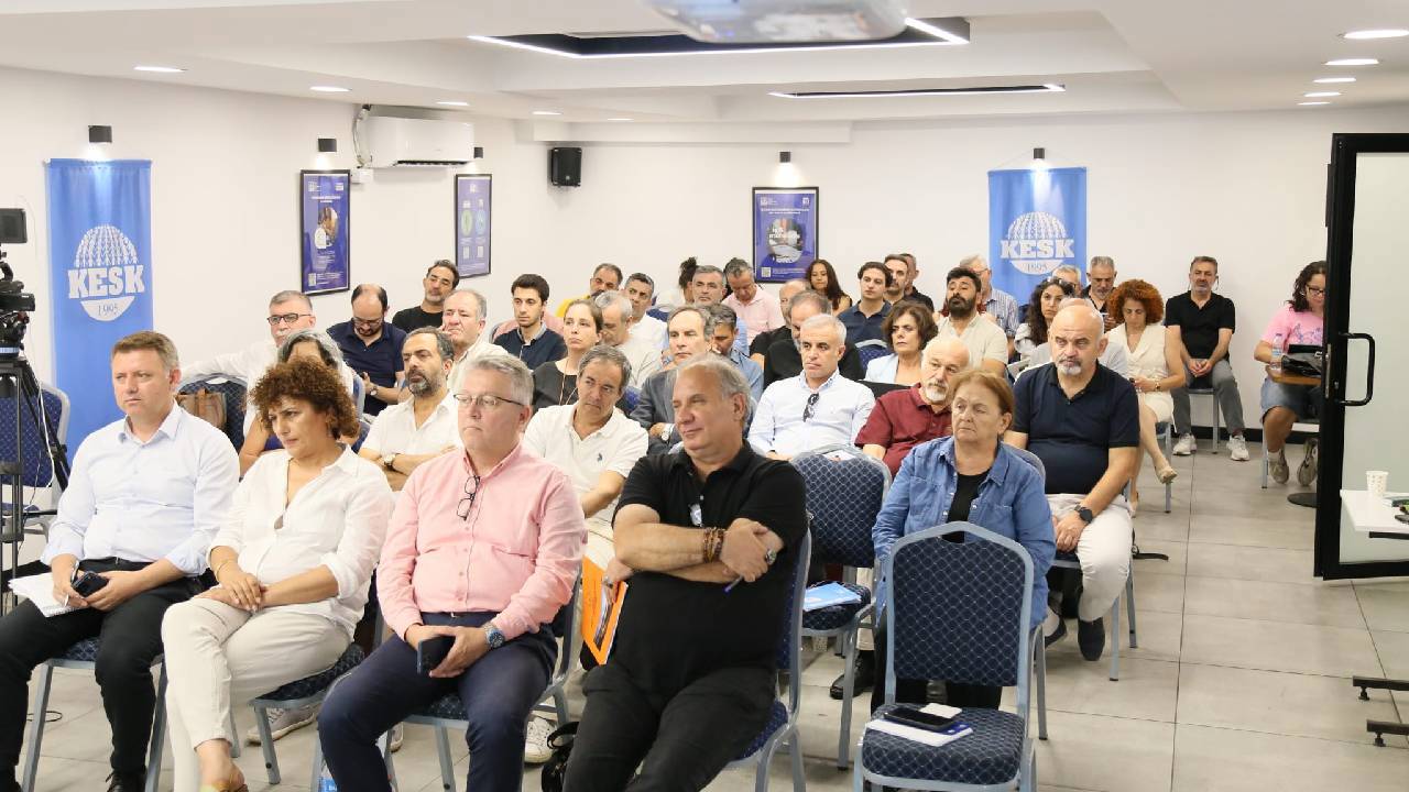 Emek ve meslek örgütlerinden deprem sempozyumu: Yıkımın sebebi deprem değil önlemsizlik