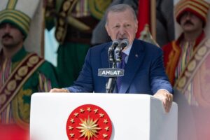 Erdoğan: Yeni bir dönemin kapıları açılacak