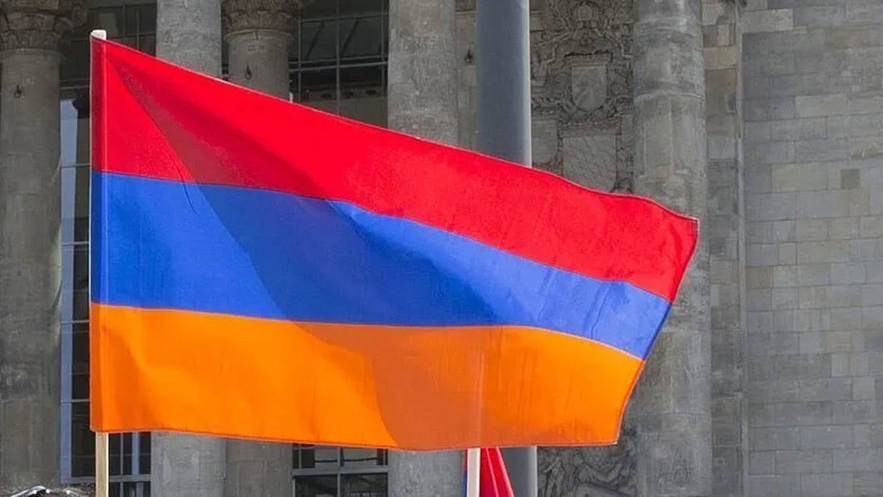 Ermenistan’da hükümetin 5 yıllık yeni programı açıklandı: Dış politikada Ankara kararı
