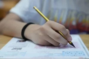 Eşitsiz eğitim  eşitsiz sonuçlar