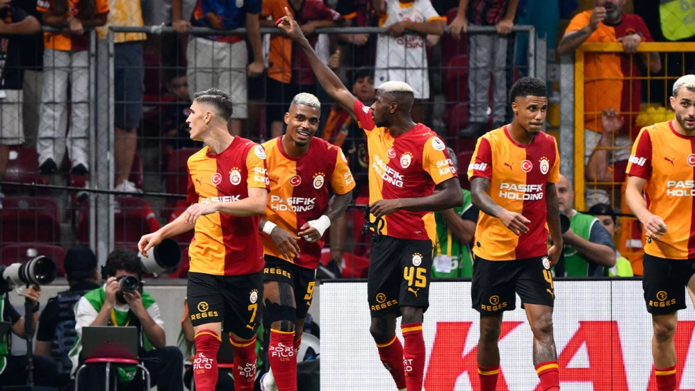 Galatasaray, Göztepe karşısında geriden gelerek kazandı