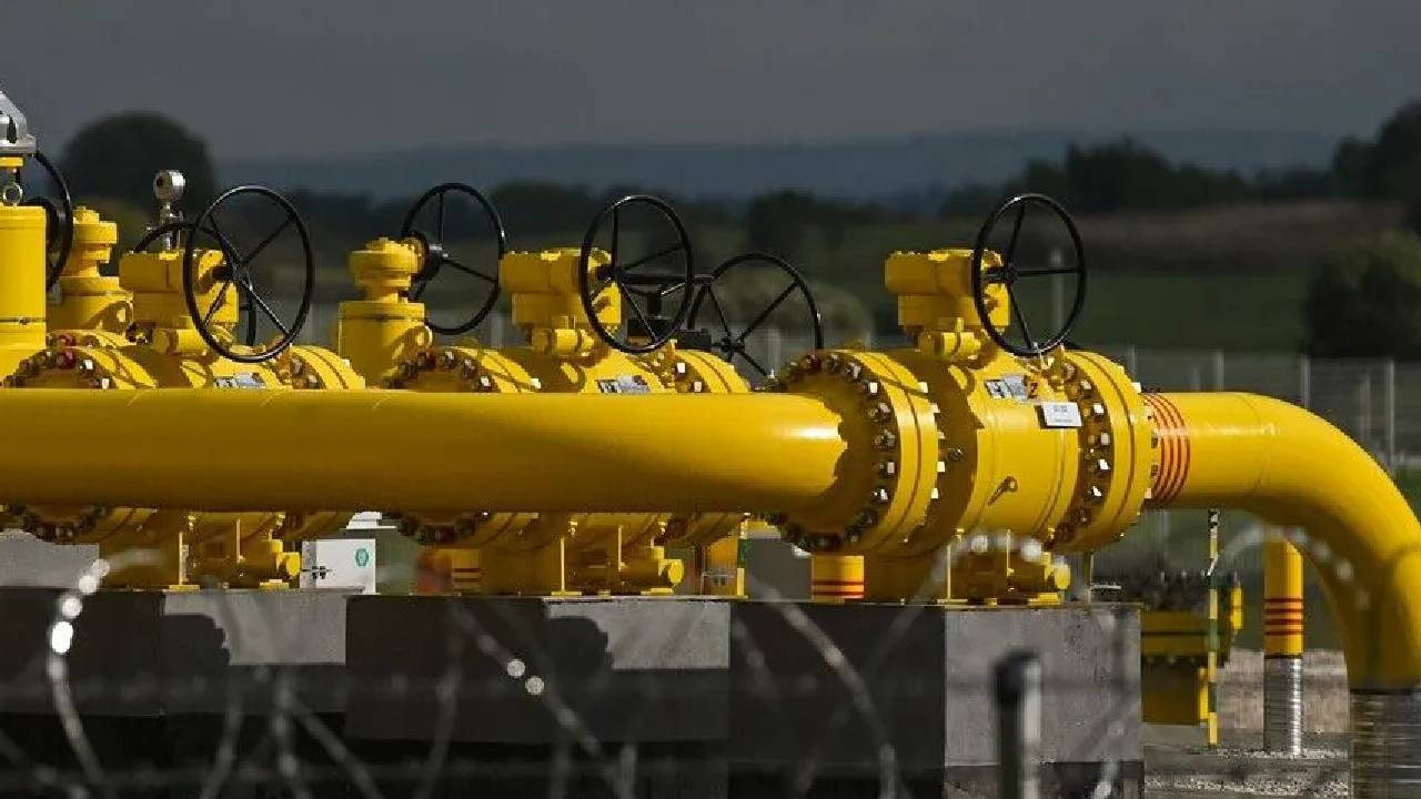 Gazprom'dan açıklama: Avrupa'nın depolarındaki gaz miktarı rekor düşüklükte