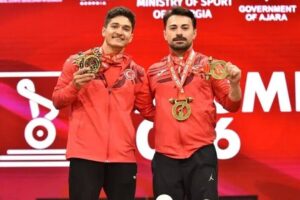 Halterciler, Özbekistan'dan 8'i altın 12 madalya kazandı