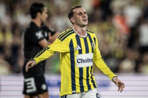 Hastaneye kaldırılmıştı: Fenerbahçe'den Kerem Aktürkoğlu açıklaması