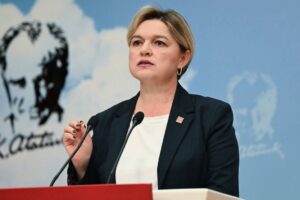 İhraç talebiyle disipline sevk edilen Selin Sayek Böke'den ilk açıklama