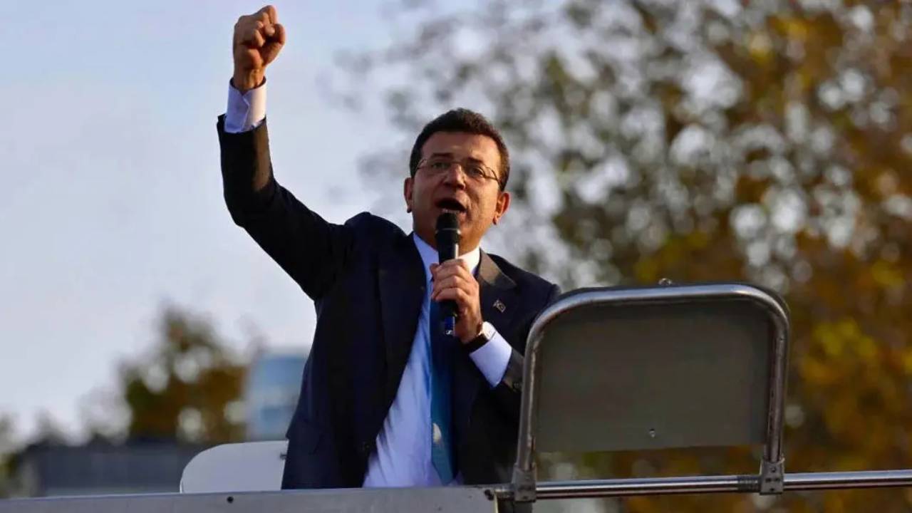 İmamoğlu'ndan gençlere "YENİ Parti" çağrısı: "Kenetlenin"