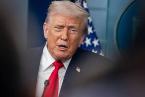 İran'ın 'savaş tazminatı' talebine Trump'tan karşı hamle: "Son 50 yılın hesabını isteyeceğiz"