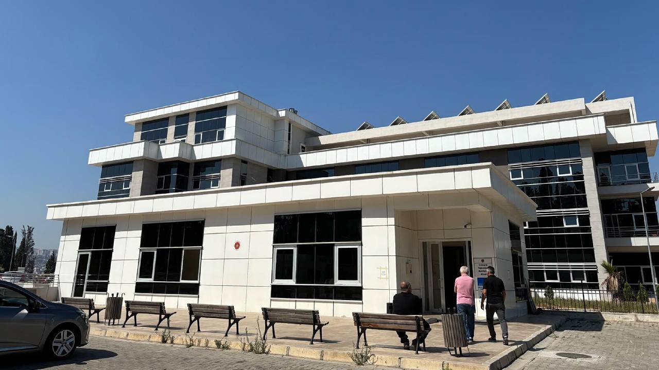 İzmir'de oğlunu öldüren baba tutuklandı