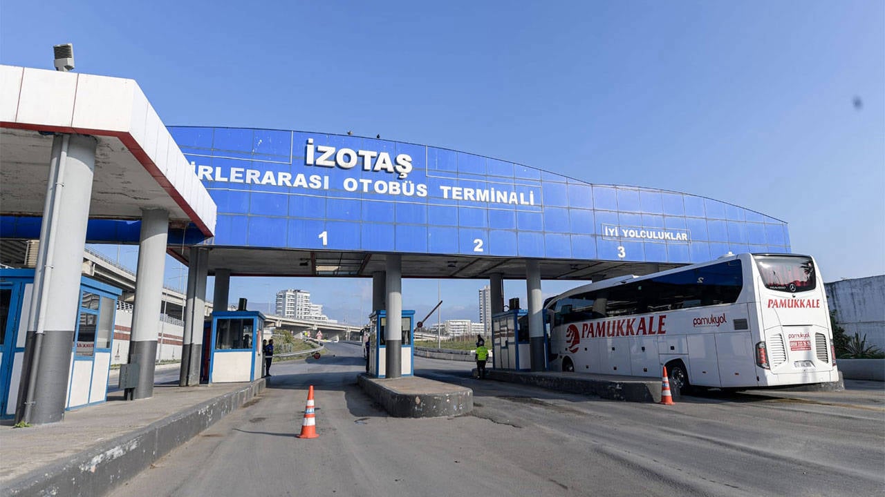İzmir Otogarı’na tahliye kararı verilmişti: İşletme belediye iştiraklerine devredildi