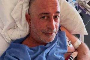 Kalp krizi takibi tamamlanan Cem Yılmaz taburcu edildi