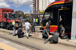 Kayseri'de tramvayın çarptığı genç ağır yaralandı