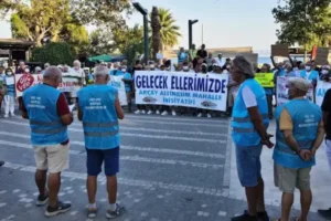Körfez Siteler Derneği’nden kirlilik uyarısı: Edremit Körfezi ölüyor