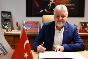Lüleburgaz Belediye Başkanı CHP'den istifa etti