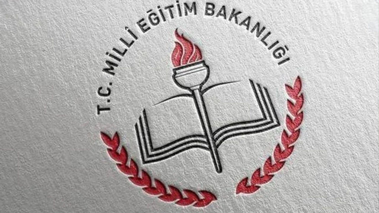 MEB duyurdu: Öğrencilerin okula uyum haftasında velilere idari izin verilecek